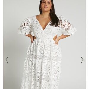 Showpo Anieshaya Midi dress V-neck Lace size 16